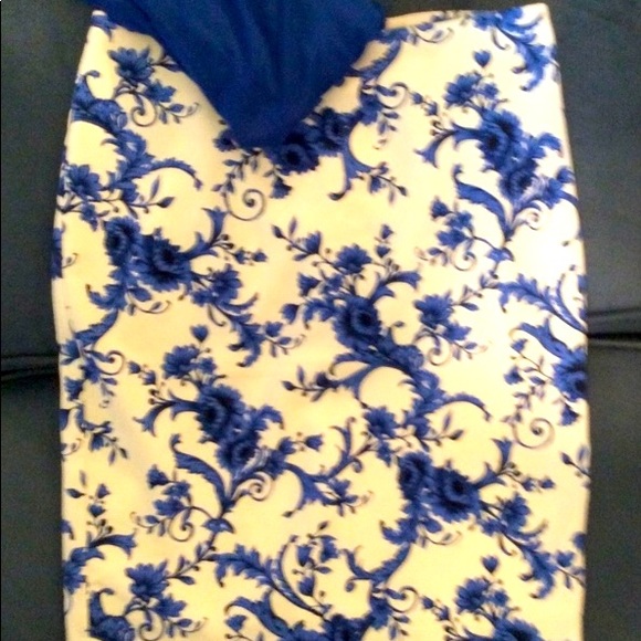 Forever 21 Dresses & Skirts - CUTE FOREVER 21 SKIRT IN BLUE & WHITE-VERY STYLISH
